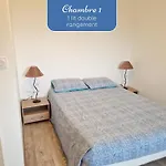 Sherman & Willy Jeep - 2 Maisons De Vacances, 4min A Pied De La - Parking Prive - Wifi Gratuit - Terrasse - Calme Ferienhaus *